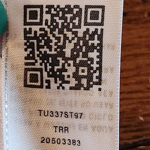 True Religion Heavyweight Sweatshirt Size 18 Month Colors Maroon Black White - Picture 8 of 10